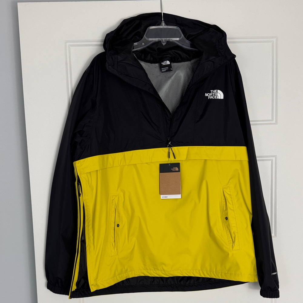 The North Face Men's Black and Acid Yellow Antora Anorak